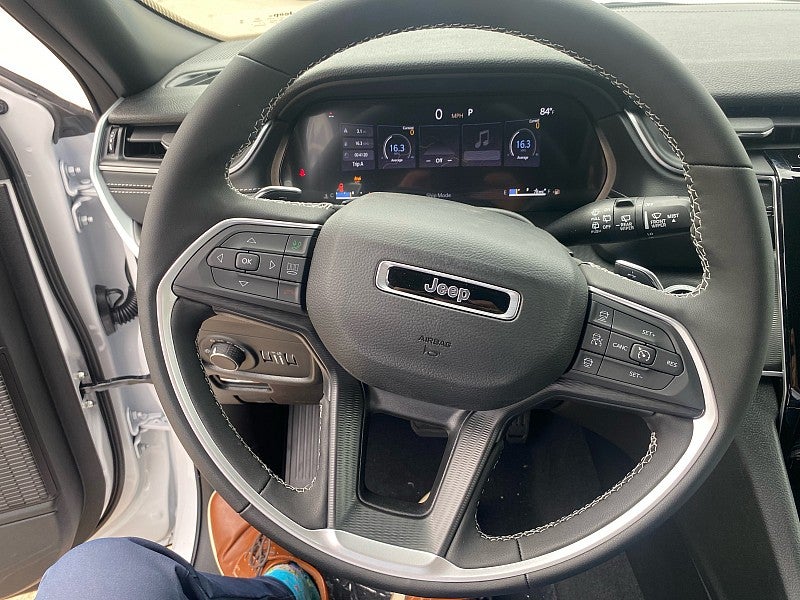 2026 Jeep Grand Cherokee GRAND CHEROKEE LAREDO X 4X4