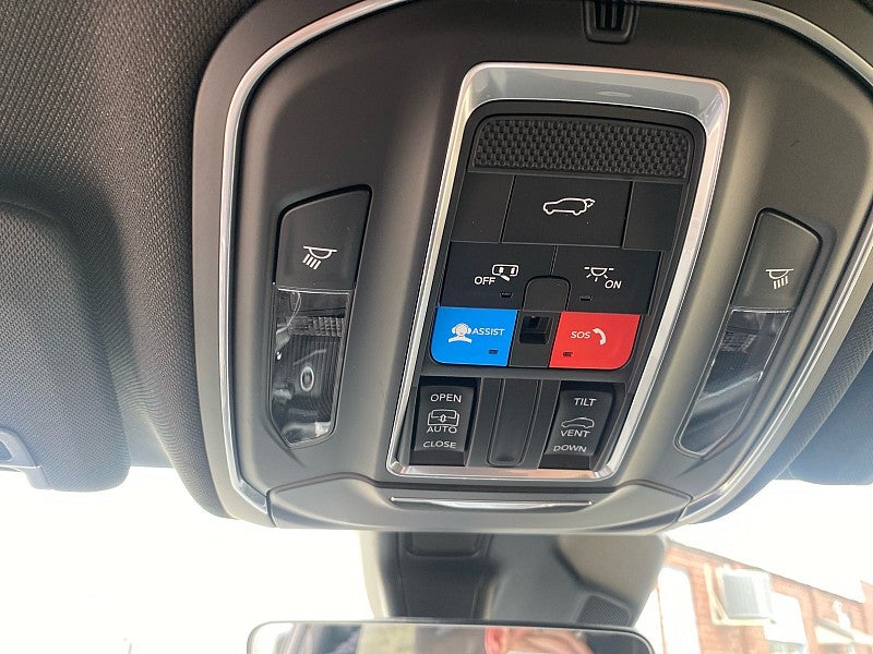 2026 Jeep Grand Cherokee GRAND CHEROKEE LAREDO X 4X4