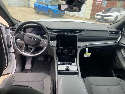2026 Jeep Grand Cherokee GRAND CHEROKEE LAREDO X 4X4