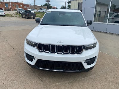 2026 Jeep Grand Cherokee GRAND CHEROKEE LAREDO X 4X4