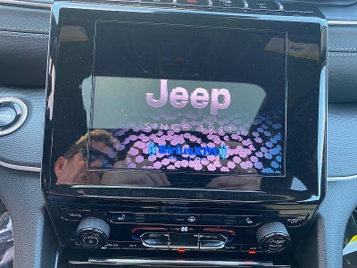 2026 Jeep Grand Cherokee GRAND CHEROKEE LAREDO X 4X4