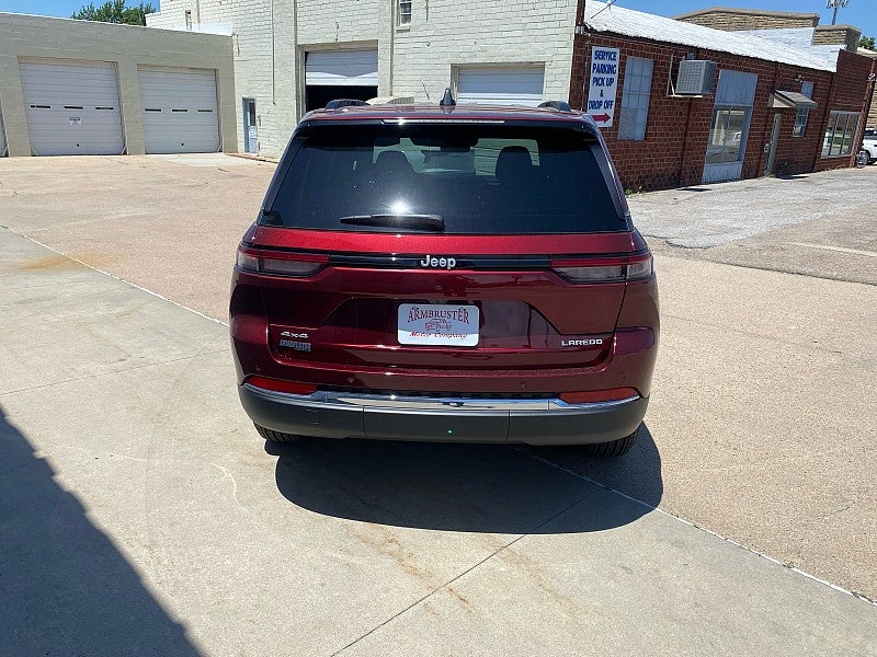 2026 Jeep Grand Cherokee GRAND CHEROKEE LAREDO X 4X4