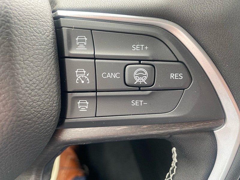 2026 Jeep Grand Cherokee GRAND CHEROKEE L LIMITED RESERVE 4X4