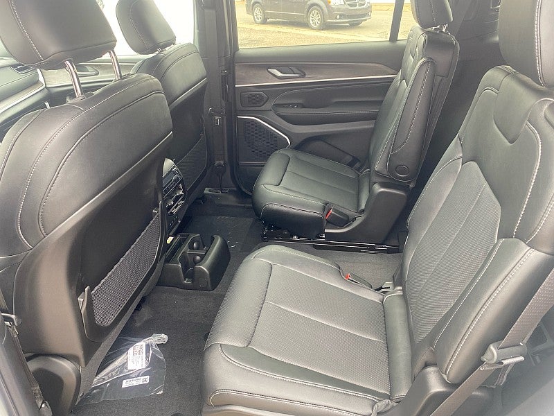 2026 Jeep Grand Cherokee GRAND CHEROKEE L LIMITED RESERVE 4X4