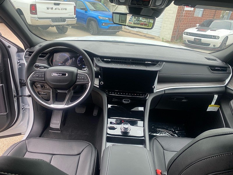 2026 Jeep Grand Cherokee GRAND CHEROKEE L LIMITED RESERVE 4X4