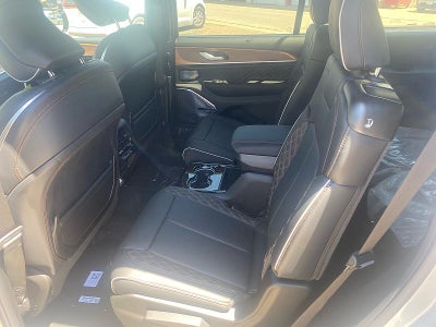2026 Jeep Grand Cherokee GRAND CHEROKEE L SUMMIT 4X4