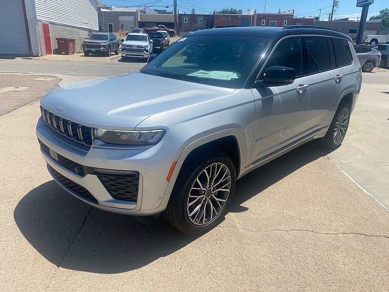 2026 Jeep Grand Cherokee GRAND CHEROKEE L SUMMIT 4X4