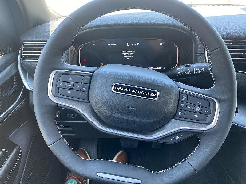 2026 Jeep Grand Wagoneer GRAND WAGONEER UPLAND 4X4