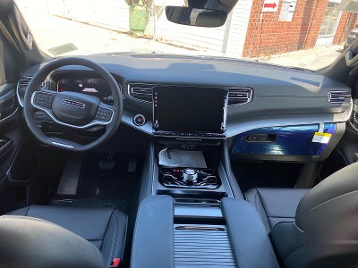 2026 Jeep Grand Wagoneer GRAND WAGONEER UPLAND 4X4