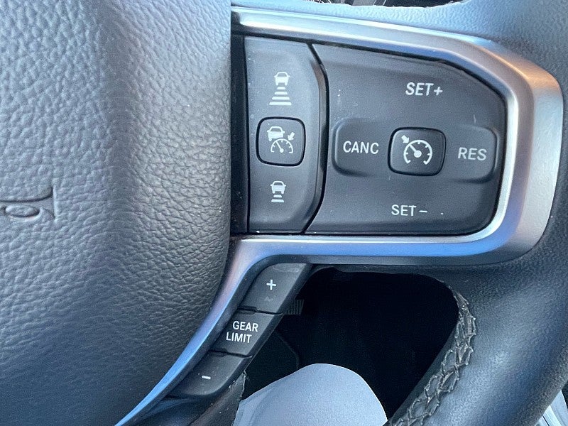 2025 RAM 1500 Big Horn Crew Cab 4x4 5'7' Box
