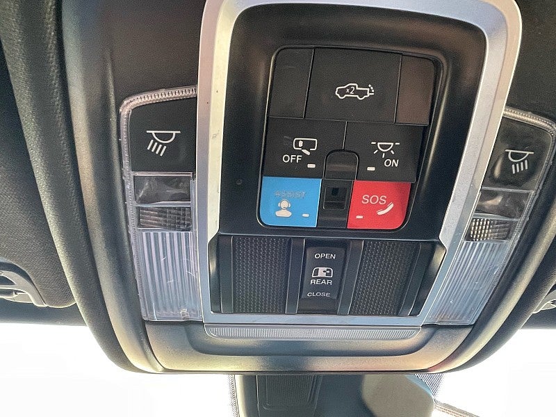 2025 RAM 1500 Big Horn Crew Cab 4x4 5'7' Box