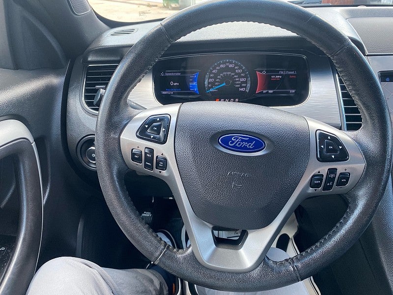 2016 Ford Taurus SEL