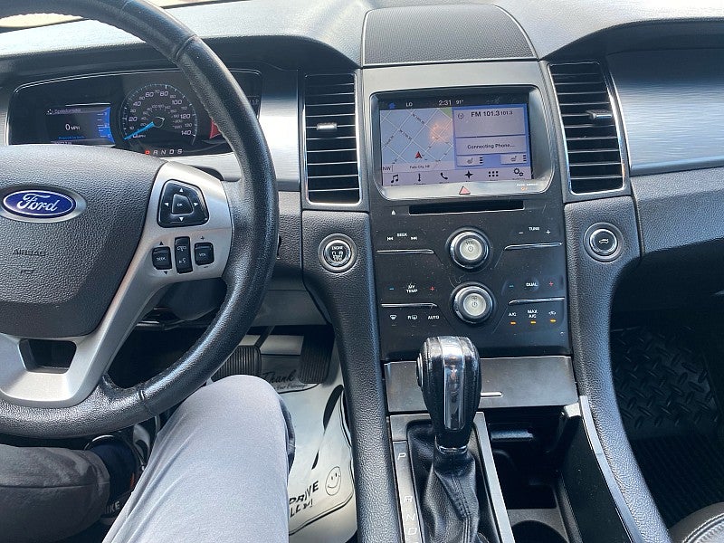 2016 Ford Taurus SEL