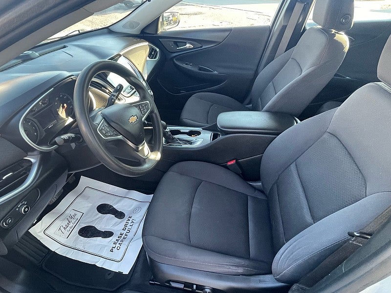 2021 Chevrolet Malibu FWD 1FL