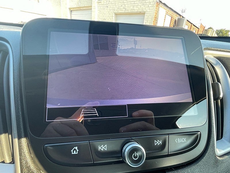 2021 Chevrolet Malibu FWD 1FL