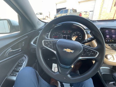 2021 Chevrolet Malibu FWD 1FL