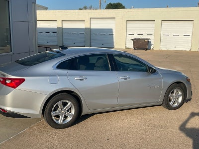 2021 Chevrolet Malibu FWD 1FL