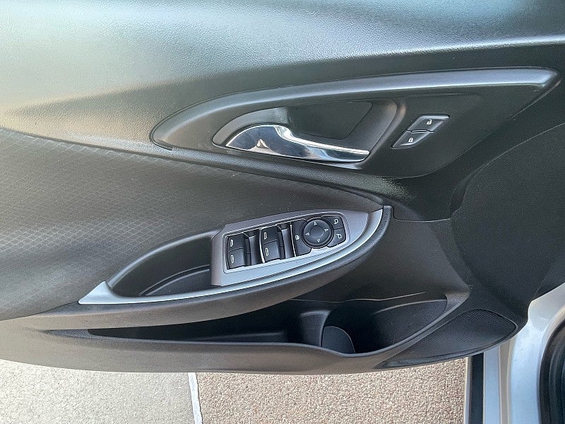 2021 Chevrolet Malibu FWD 1FL