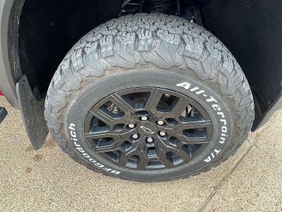 2023 Chevrolet Colorado 4WD Crew Cab Short Box Trail Boss