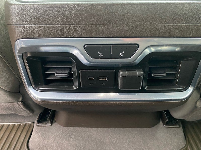 2021 Chevrolet Silverado 1500 4WD Crew Cab Short Bed LTZ