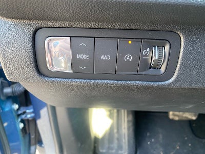 2026 Chevrolet Traverse AWD LT