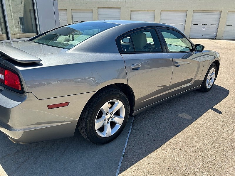 2011 Dodge Charger SE
