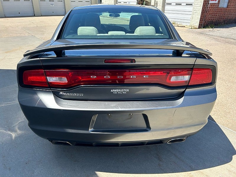 2011 Dodge Charger SE