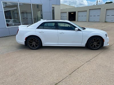 2017 Chrysler 300 300S Alloy Edition