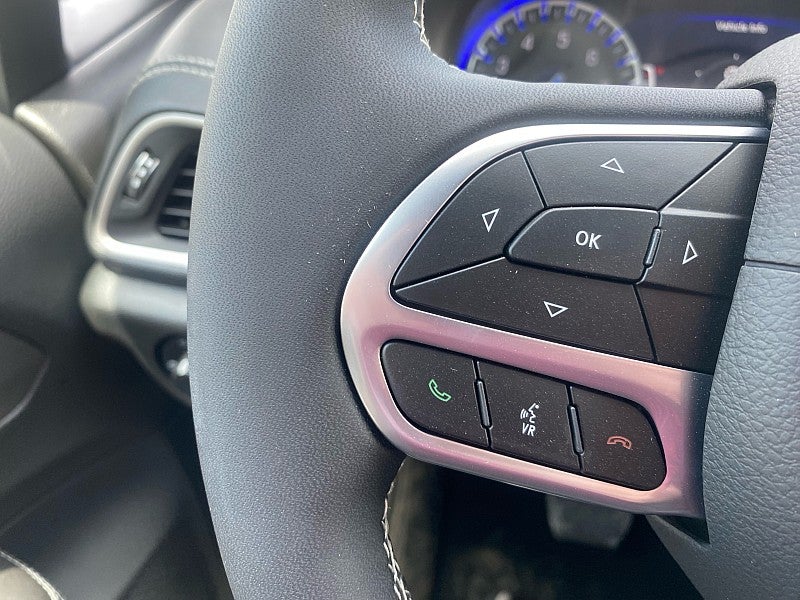 2027 Chrysler Pacifica PACIFICA SELECT AWD