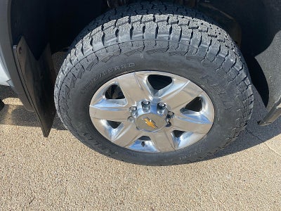 2022 Chevrolet Silverado 2500HD 4WD Crew Cab Standard Bed LTZ