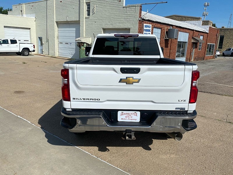 2022 Chevrolet Silverado 2500HD 4WD Crew Cab Standard Bed LTZ