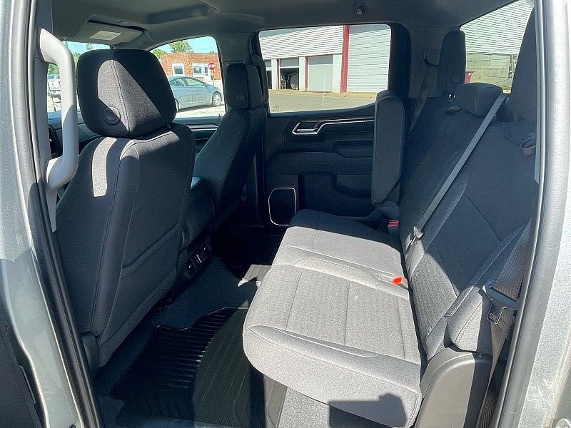 2026 Chevrolet Silverado 1500 4WD Crew Cab Short Bed RST