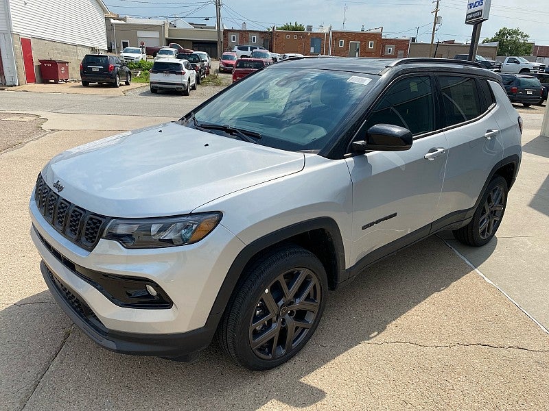 2026 Jeep Compass COMPASS LIMITED ALTITUDE 4X4