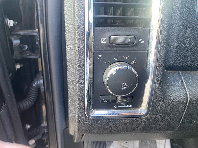 2014 RAM 3500 Laramie