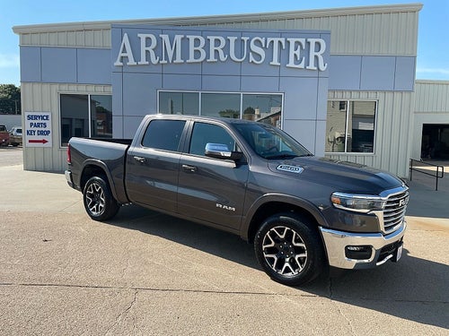 2026 RAM 1500 Laramie Crew Cab 4x4 5'7' Box