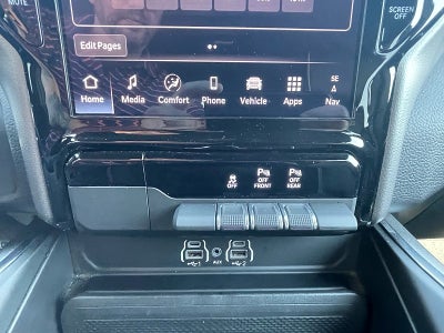 2026 RAM 1500 Laramie Crew Cab 4x4 5'7' Box