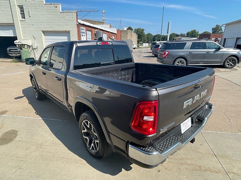 2026 RAM 1500 Laramie Crew Cab 4x4 5'7' Box