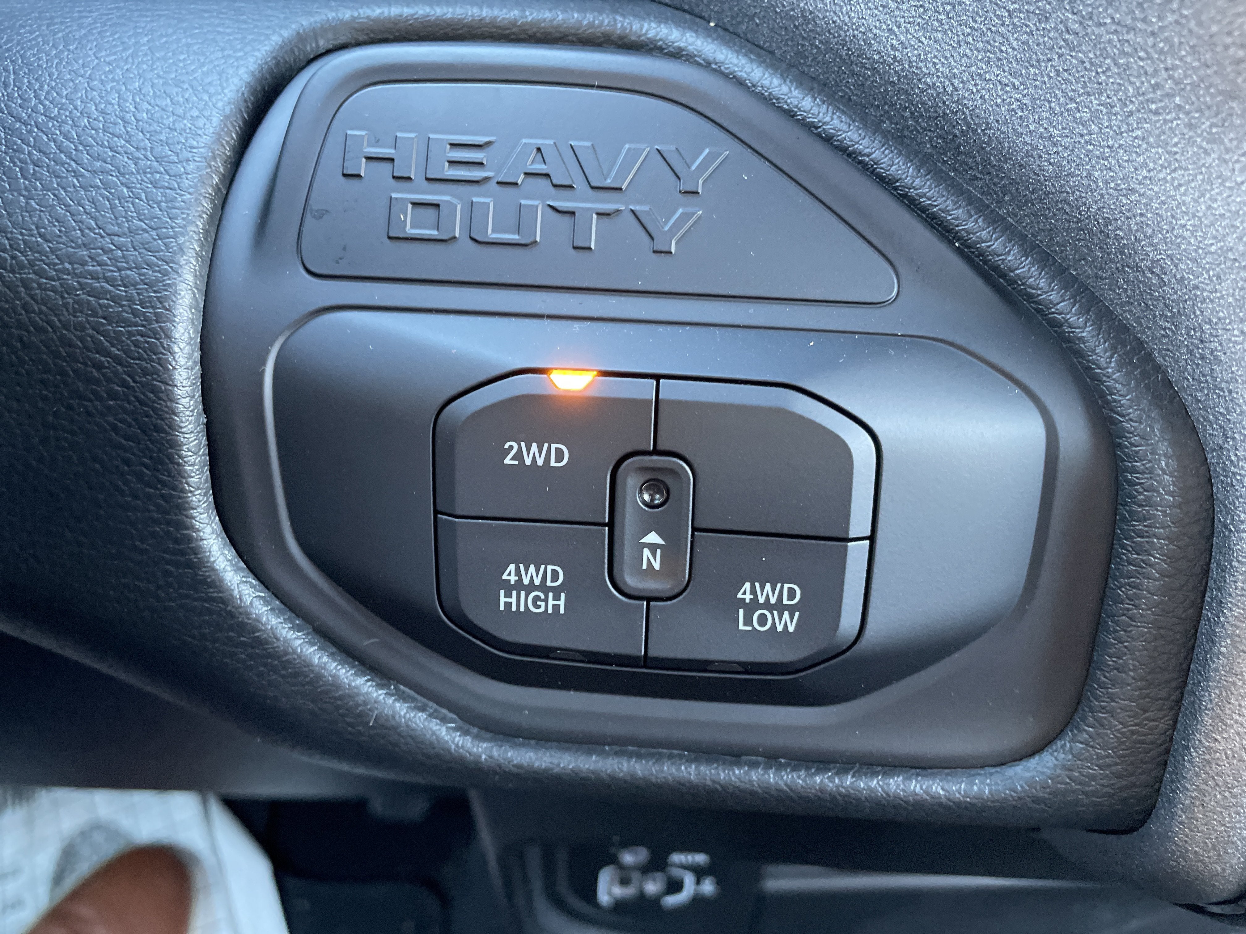2027 RAM Ram 2500 RAM 2500 BLACK EXPRESS CREW CAB 4X4 6'4' BOX