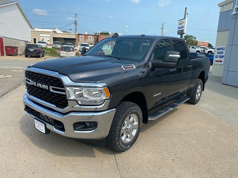 2023 RAM 2500 Big Horn Crew Cab 4x4 6'4' Box