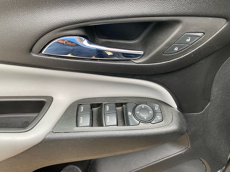 2022 Chevrolet Equinox FWD LS