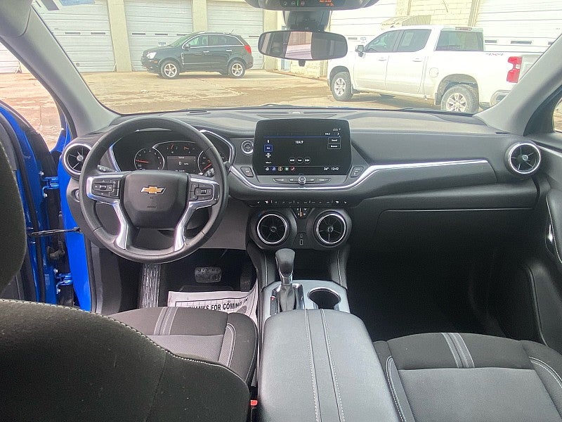 2025 Chevrolet Blazer AWD 2LT