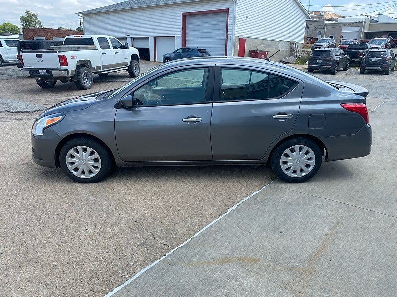 2018 Nissan Versa 1.6 SV