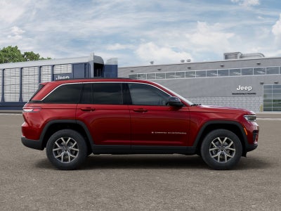 2027 Jeep Grand Cherokee GRAND CHEROKEE LAREDO X 4X4